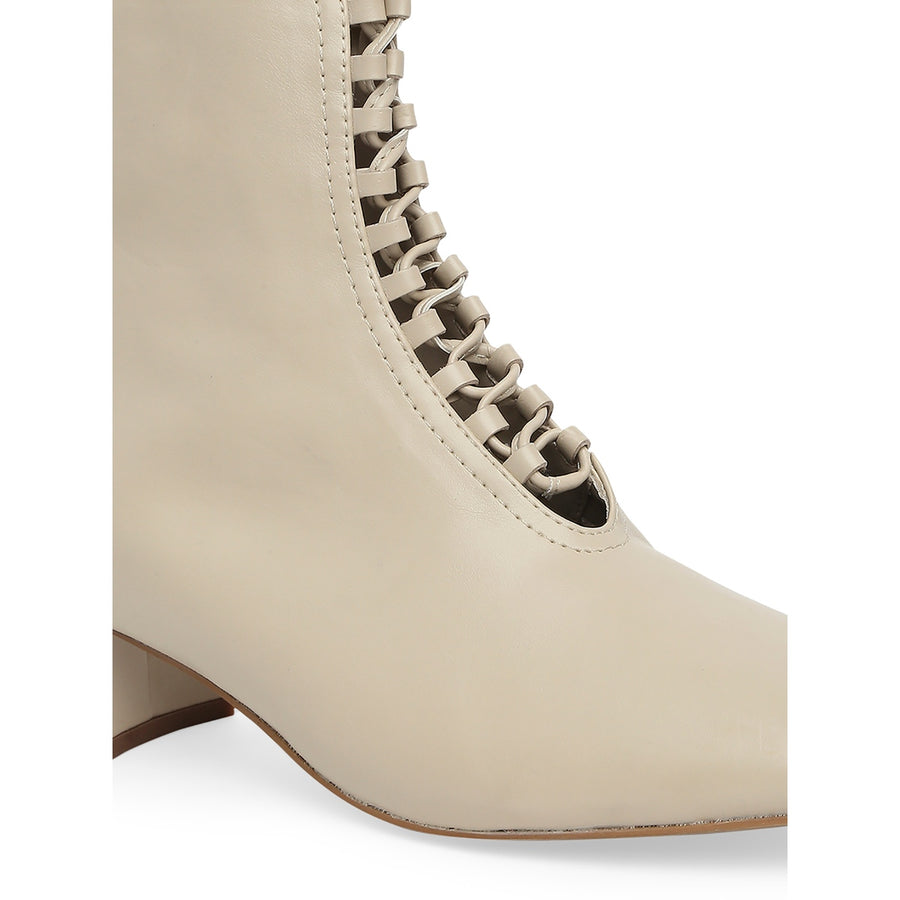 Jane Chic & Elegant Cream Boots