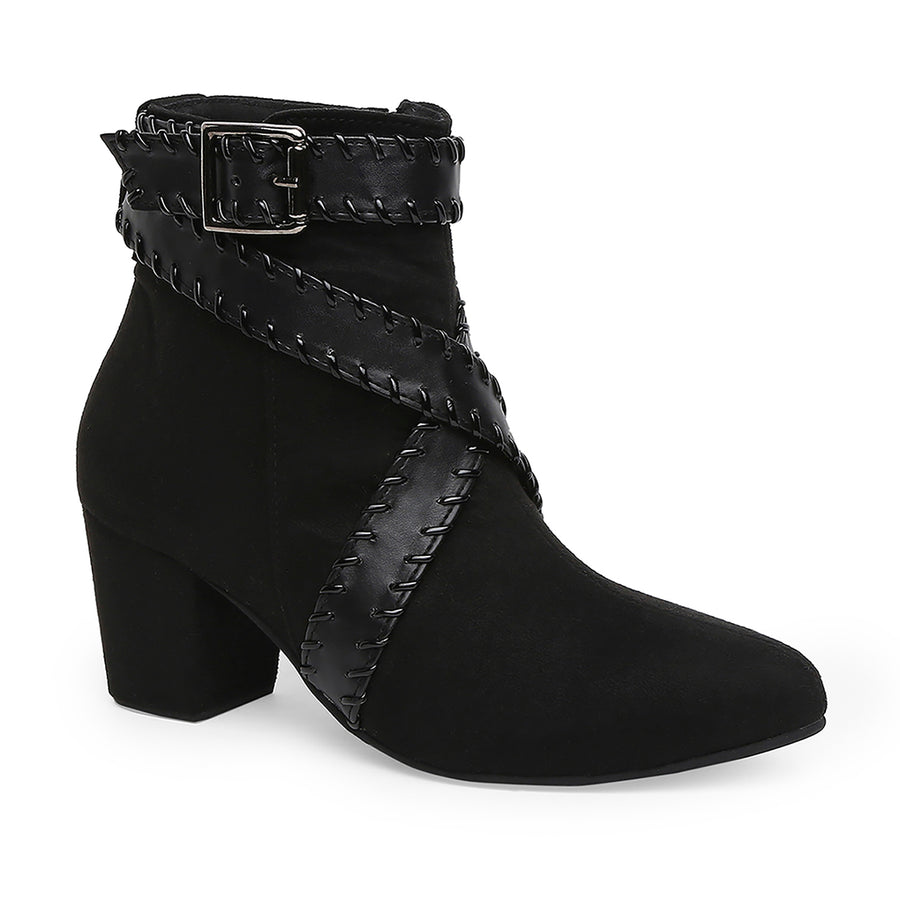 Solid Black Handcrafted Detail Heel Boots